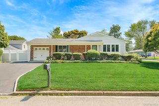 4 Oak Street, Port Jefferson Station, NY 11776