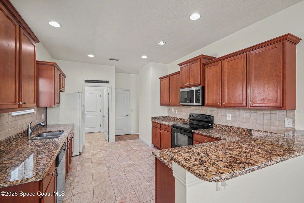 1497 Alaqua Way, Melbourne, FL 32904