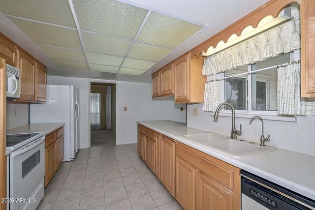 10226 W FORRESTER Drive, Sun City, AZ 85351