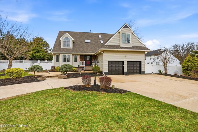 110 Cedar Grove Road, Toms River, NJ 08753
