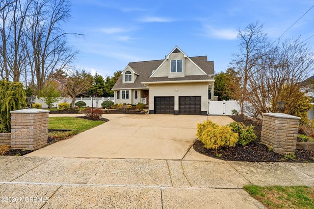 110 Cedar Grove Road, Toms River, NJ 08753