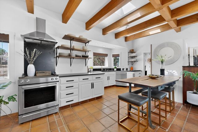 3 Gavilan Court, Santa Fe, NM 87508