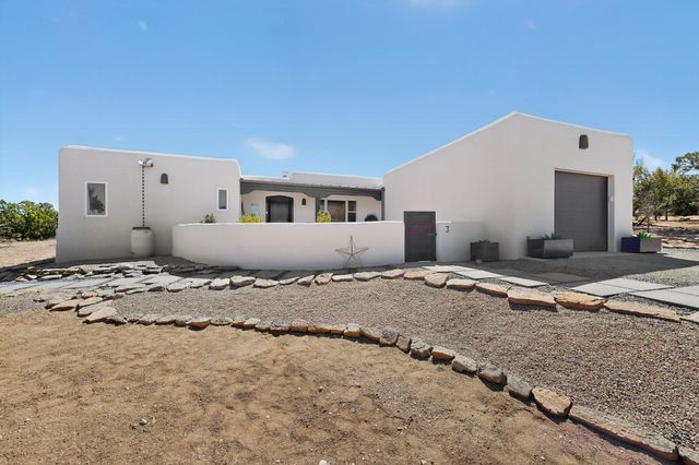 3 Gavilan Court, Santa Fe, NM 87508