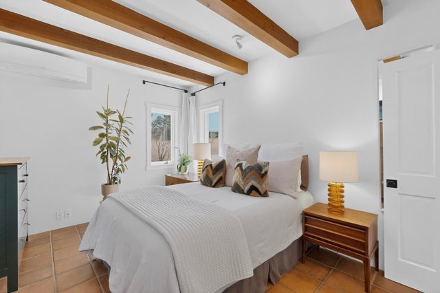 3 Gavilan Court, Santa Fe, NM 87508