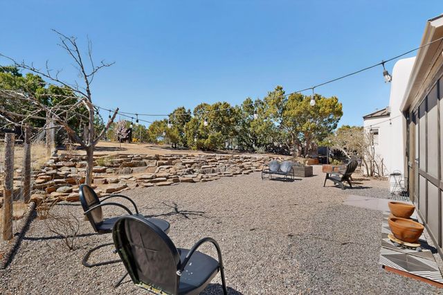 3 Gavilan Court, Santa Fe, NM 87508