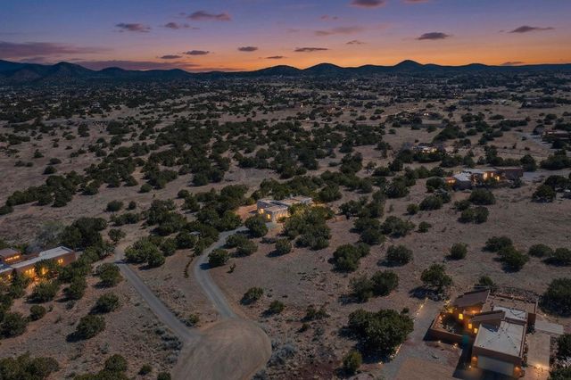 3 Gavilan Court, Santa Fe, NM 87508