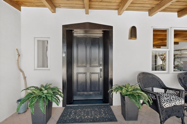 3 Gavilan Court, Santa Fe, NM 87508