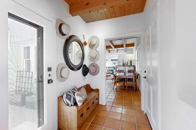 3 Gavilan Court, Santa Fe, NM 87508