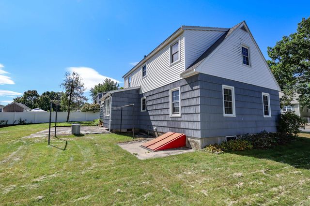 16 Briand Drive, Nashua, NH 03063