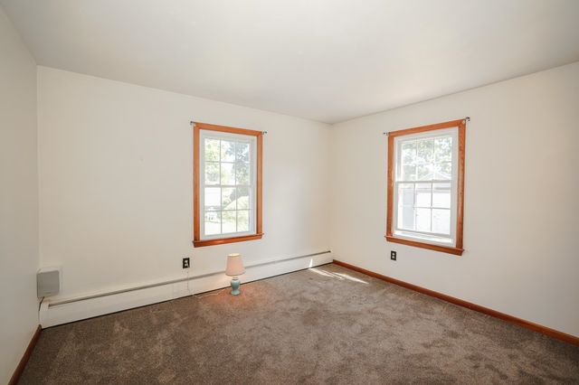 16 Briand Drive, Nashua, NH 03063