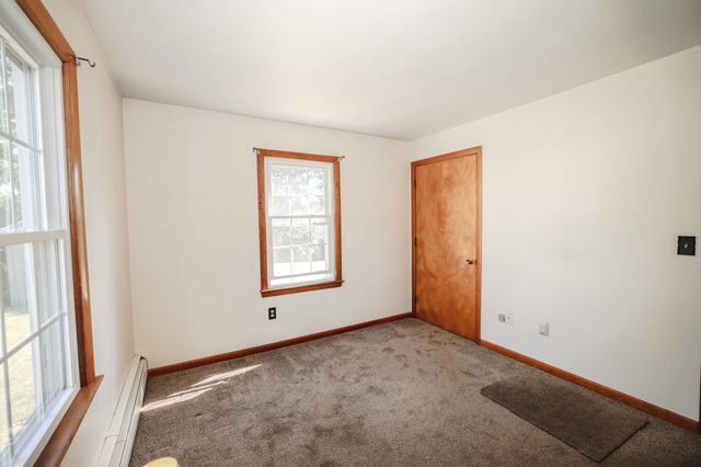 16 Briand Drive, Nashua, NH 03063