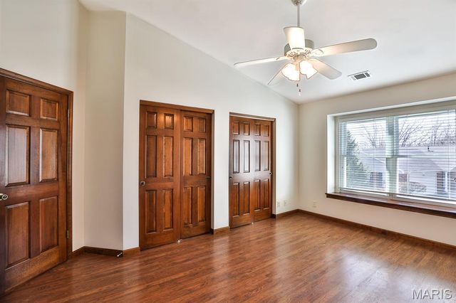 760 Woodside Trails Drive 203, Ballwin, MO 63021