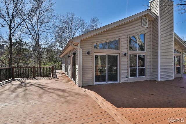 760 Woodside Trails Drive 203, Ballwin, MO 63021