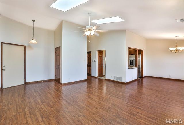 760 Woodside Trails Drive 203, Ballwin, MO 63021