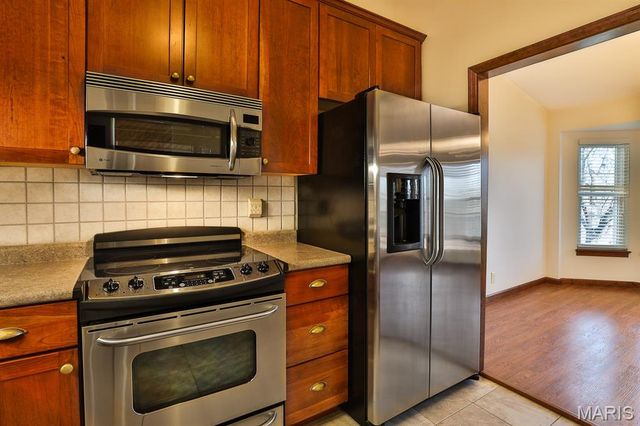 760 Woodside Trails Drive 203, Ballwin, MO 63021