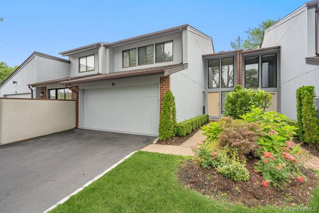 90 Foxwood Drive, Jericho, NY 11753