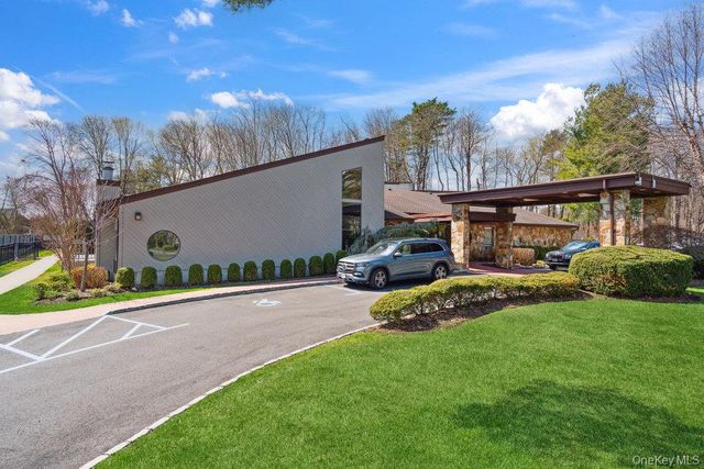 90 Foxwood Drive, Jericho, NY 11753