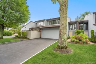 90 Foxwood Drive, Jericho, NY 11753