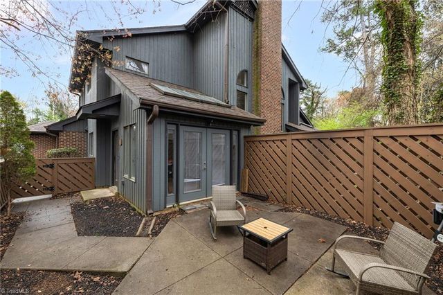 210 College Road 601, Greensboro, NC 27410