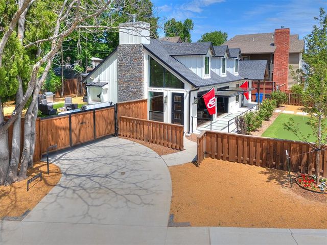 501 E Brooks Street, Norman, OK 73071