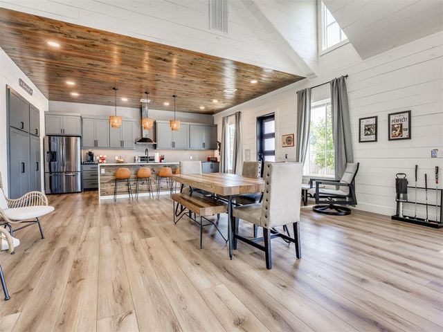 501 E Brooks Street, Norman, OK 73071