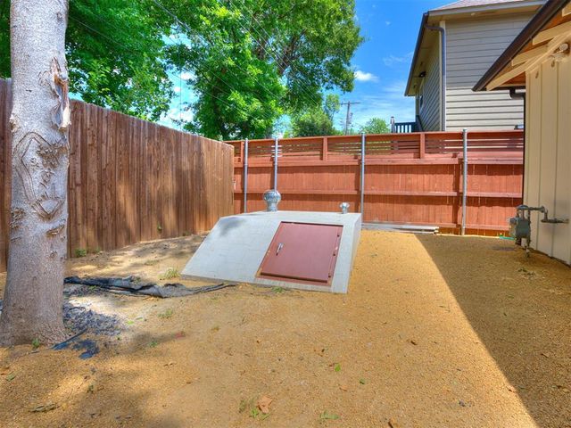 501 E Brooks Street, Norman, OK 73071