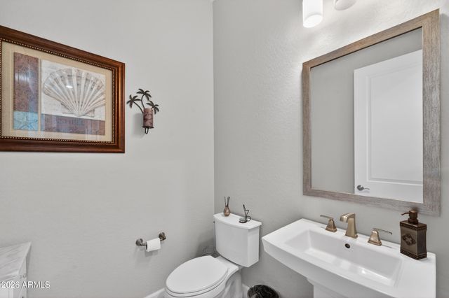 16698 W ROANOKE Avenue, Goodyear, AZ 85395