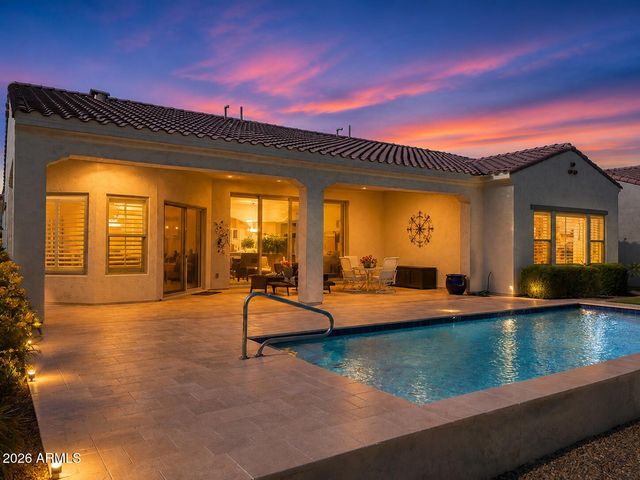 16698 W ROANOKE Avenue, Goodyear, AZ 85395