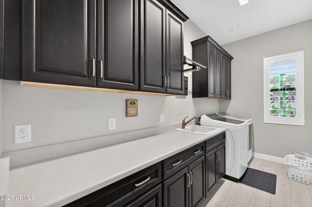 16698 W ROANOKE Avenue, Goodyear, AZ 85395