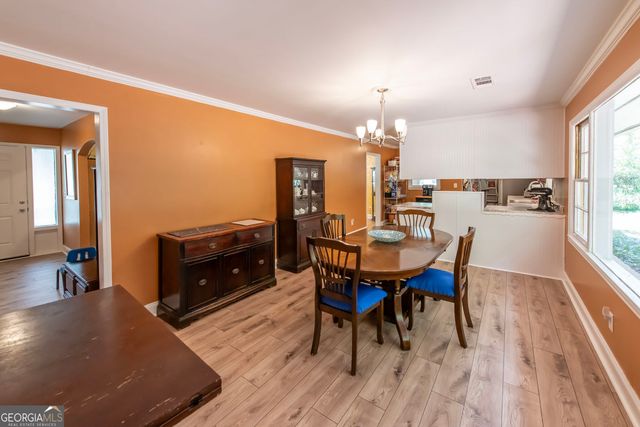 211 Bennett Circle, Carrollton, GA 30117