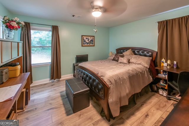 211 Bennett Circle, Carrollton, GA 30117