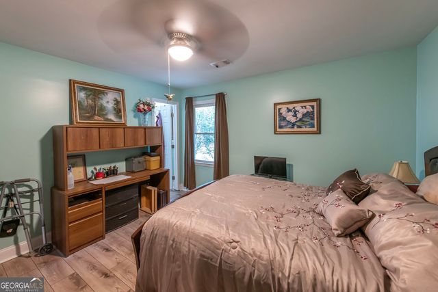 211 Bennett Circle, Carrollton, GA 30117
