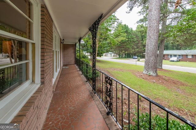211 Bennett Circle, Carrollton, GA 30117