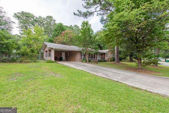 211 Bennett Circle, Carrollton, GA 30117