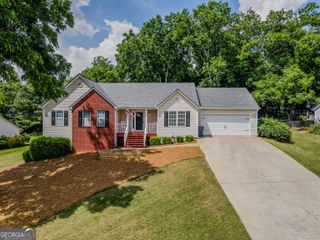 2990 Hampton Valley Drive, Loganville, GA 30052