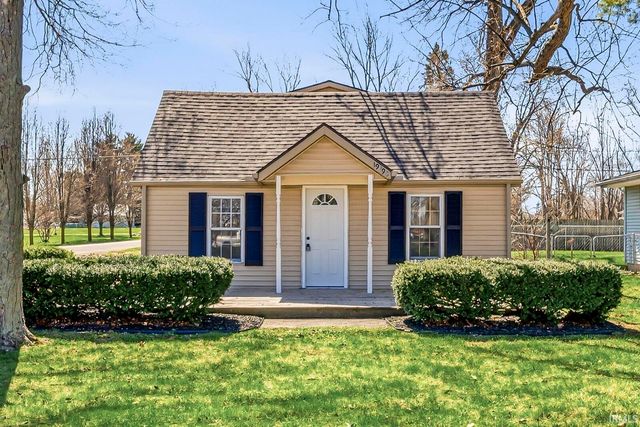 19598 Yoder Street, South Bend, IN 46614