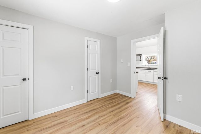 19598 Yoder Street, South Bend, IN 46614