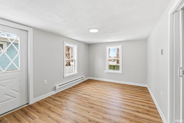 19598 Yoder Street, South Bend, IN 46614