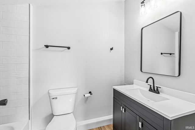 19598 Yoder Street, South Bend, IN 46614