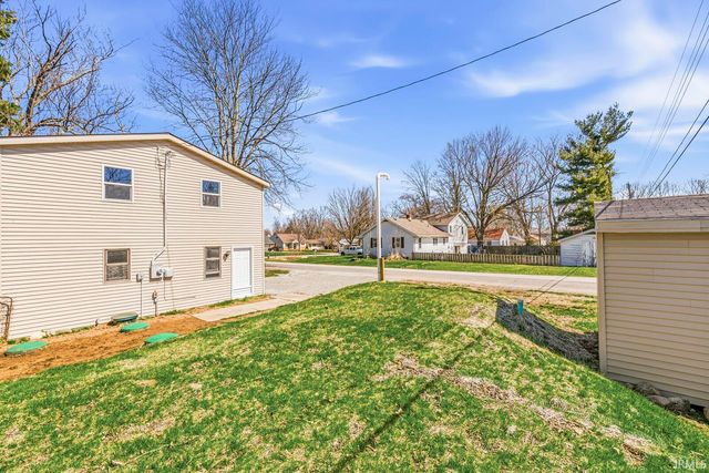 19598 Yoder Street, South Bend, IN 46614