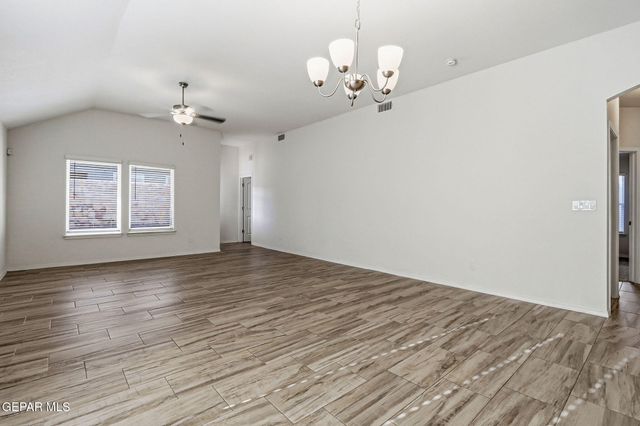 13745 Lago Vista Avenue, Horizon City, TX 79928