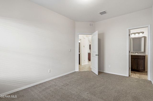 13745 Lago Vista Avenue, Horizon City, TX 79928