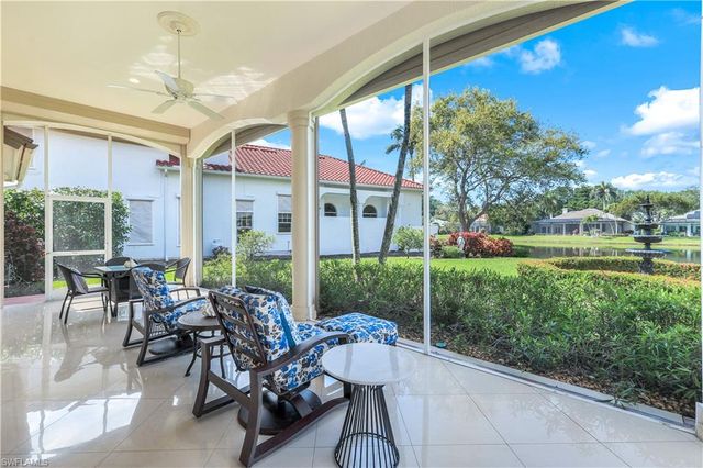 914 SPANISH MOSS TRL, Naples, FL 34108