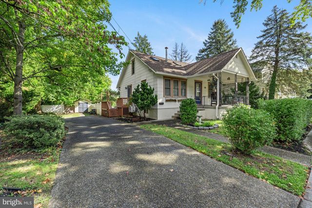 118 WOODLAND AVE, Barrington, NJ 08007