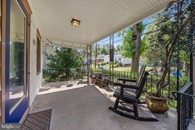 118 WOODLAND AVE, Barrington, NJ 08007