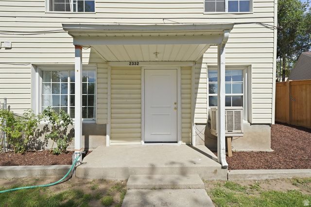 2330 E HERITAGE WAY, Salt Lake City, UT 84109