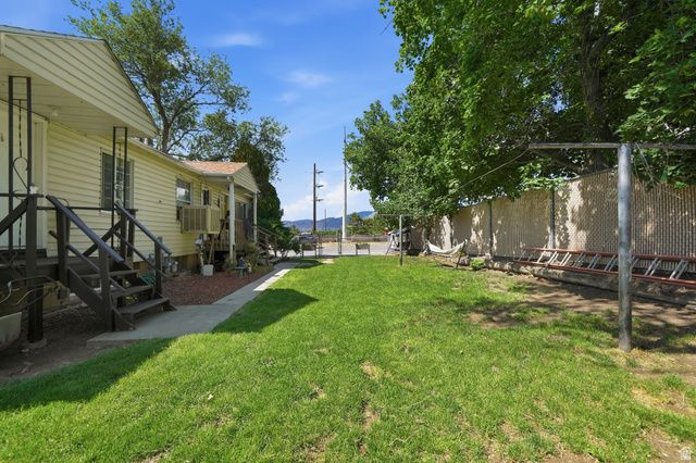 2330 E HERITAGE WAY, Salt Lake City, UT 84109