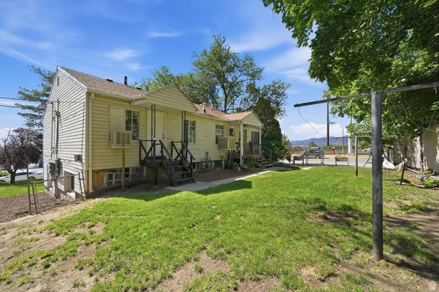 2330 E HERITAGE WAY, Salt Lake City, UT 84109