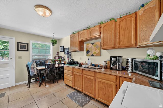 2330 E HERITAGE WAY, Salt Lake City, UT 84109