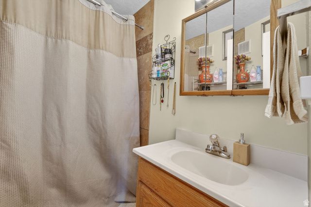 2330 E HERITAGE WAY, Salt Lake City, UT 84109